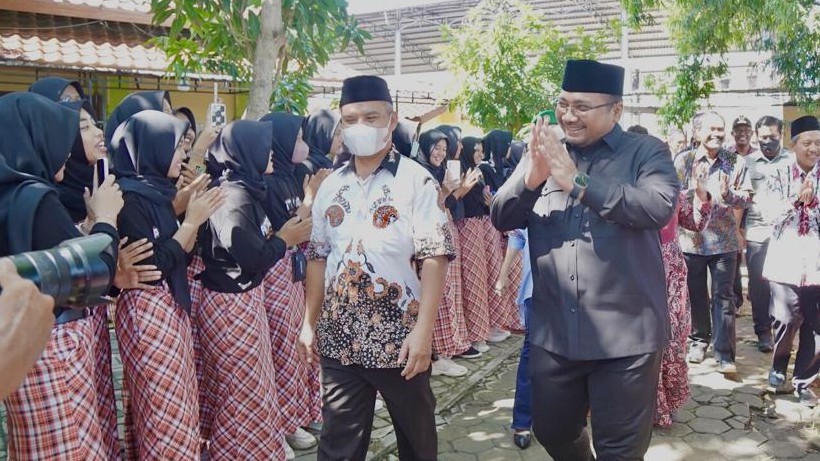 Bahasa Inggris Intensive + TOEFL Prep